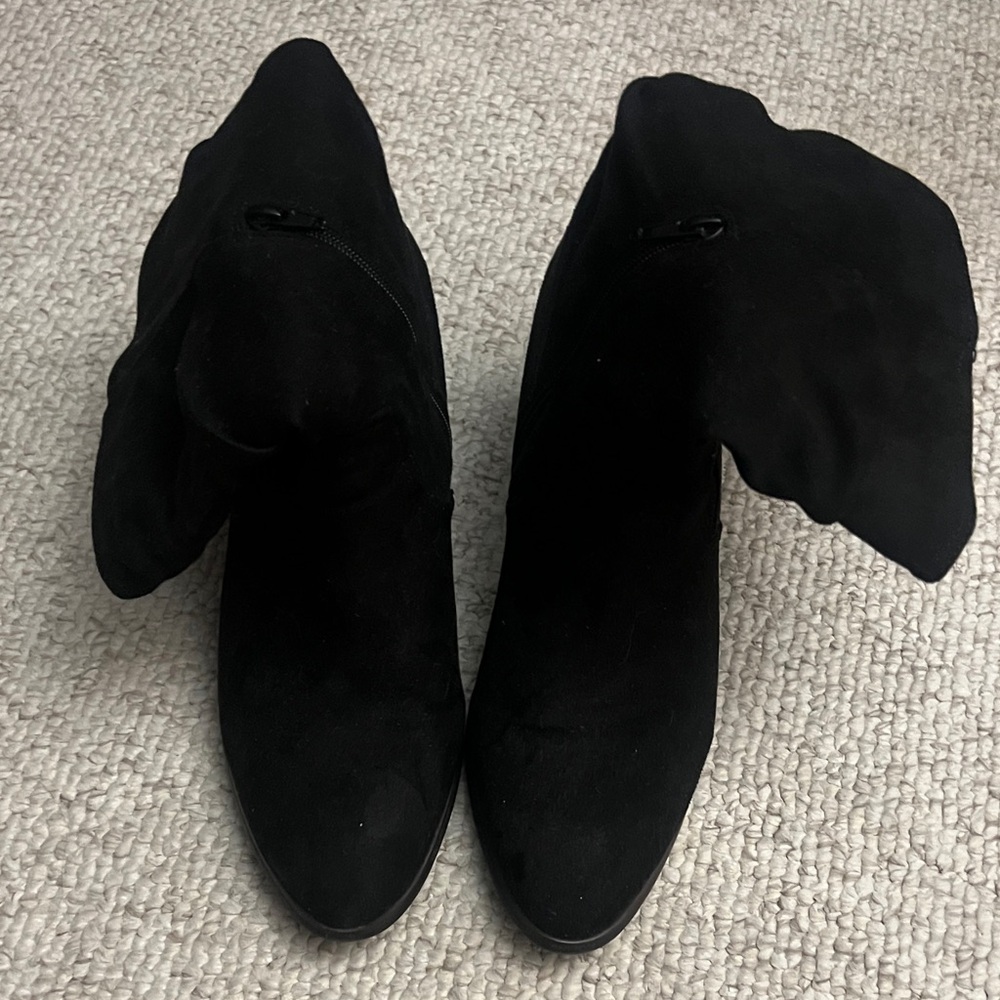 Market & Spruce Black Ankle Booties - Picture 2 of 9